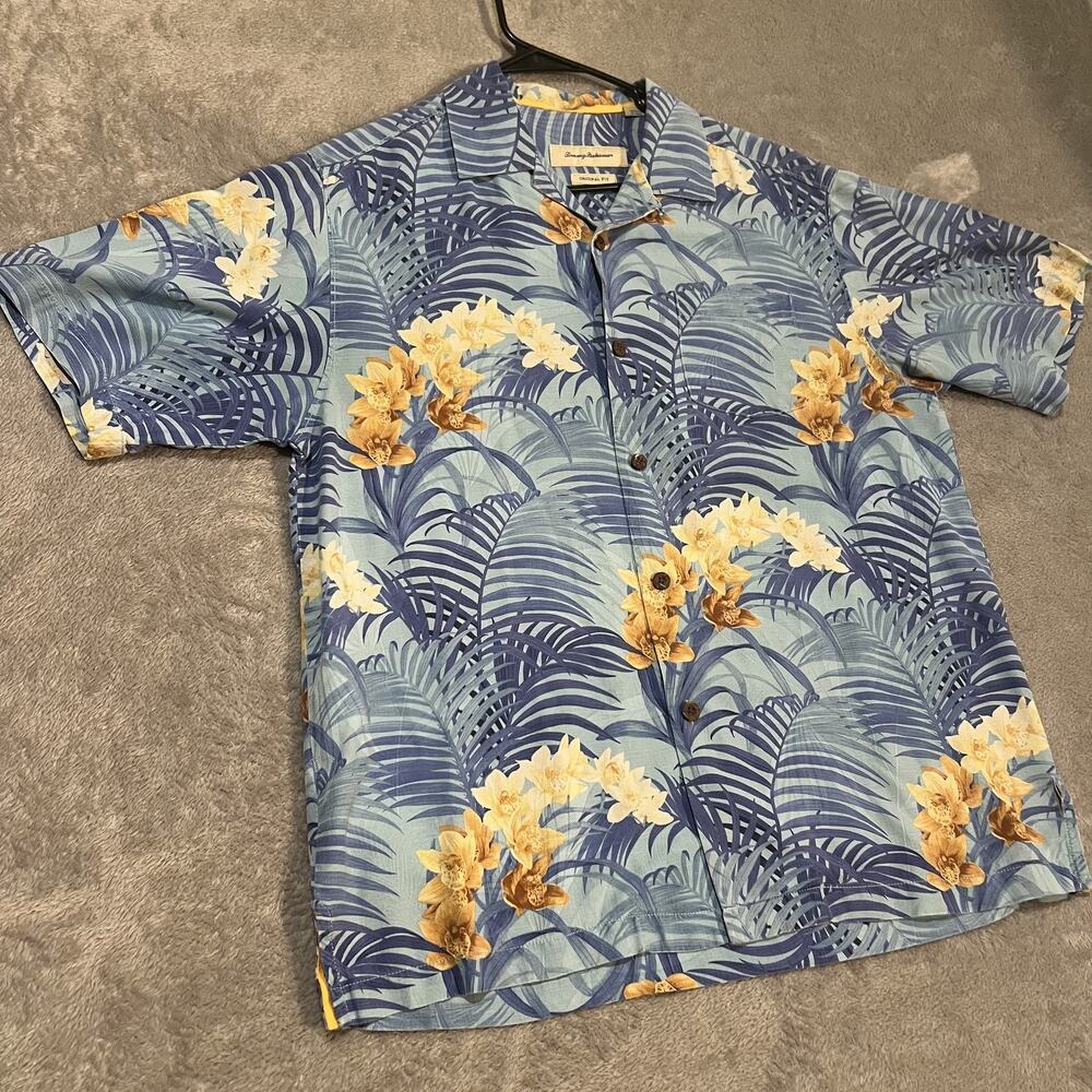Tommy Bahama Shirt Mens Medium Blue Silk Floral Hawaiian Button Up Camp Casual - Picture 2 of 7